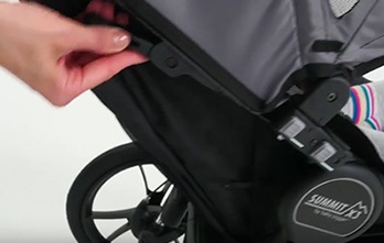 Baby Jogger Summit X3 odblokowywanie kół 